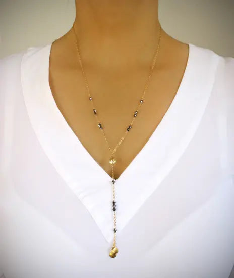 Guld Seashell halskæde med sorte diamantkrystaller